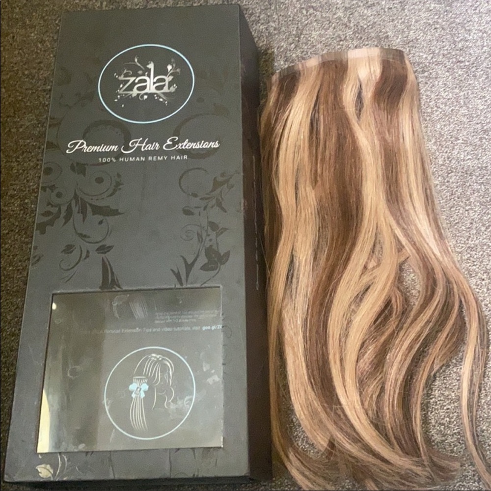 Zala 12” hair extensions